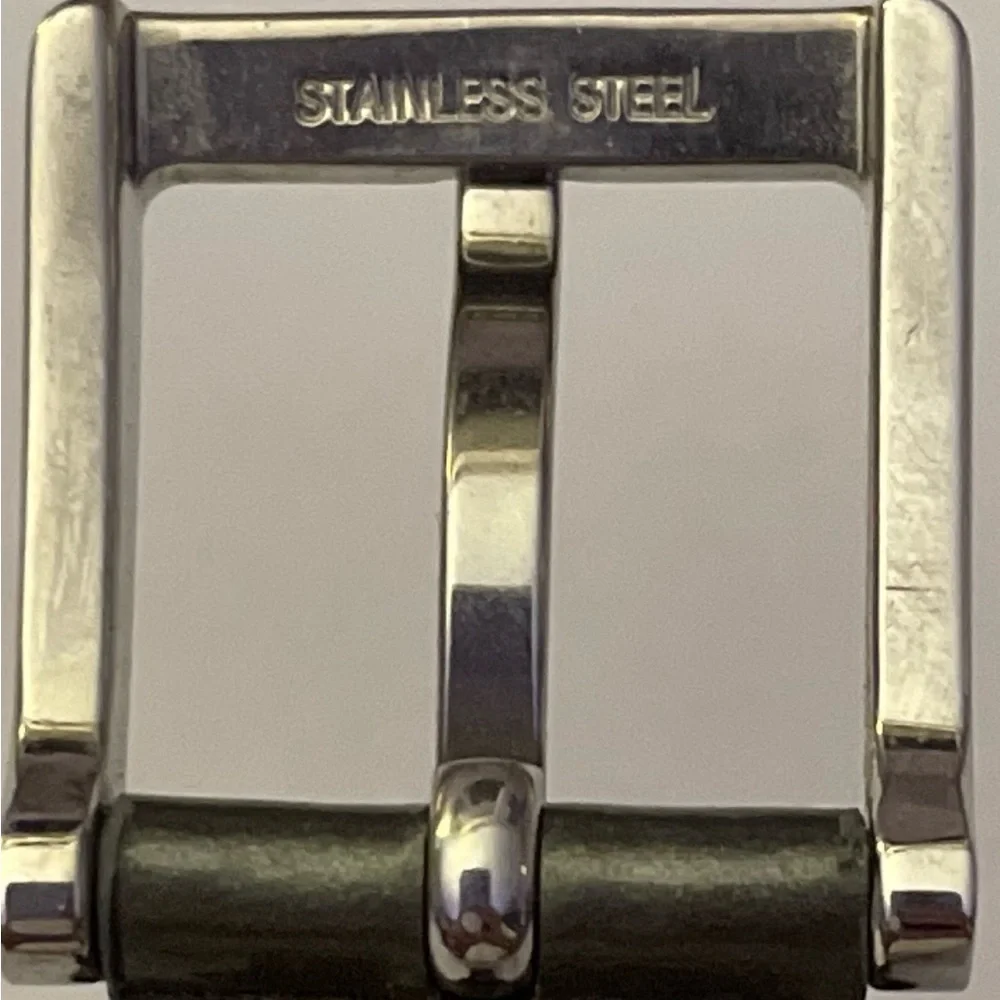 DKNY Women’s watch with silver case. Mother of Pearl dial. - Picture 6 of 7